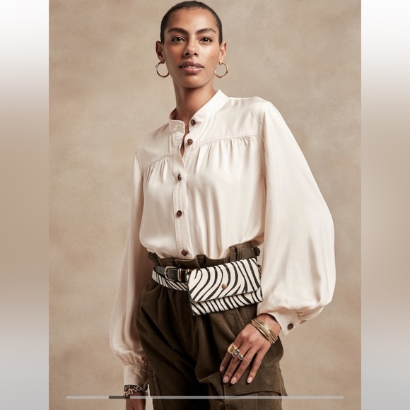 Banana Republic S Tall Balloon Sleeve Blouse - Picture 2 of 11
